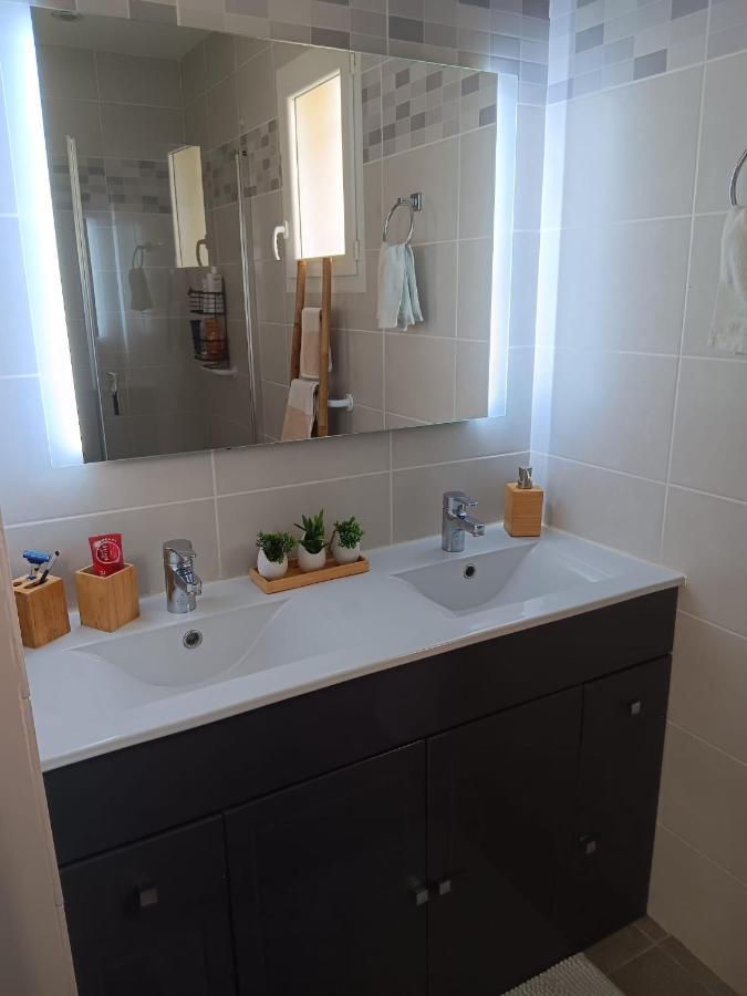 شقة Chambre Cosy Non Fumeur Châteaurenard المظهر الخارجي الصورة
